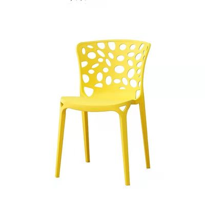 Kemampuan memuat 840pcs/40HQ Full PP Plastic Restaurant Dining Chairs dengan OEM Colors